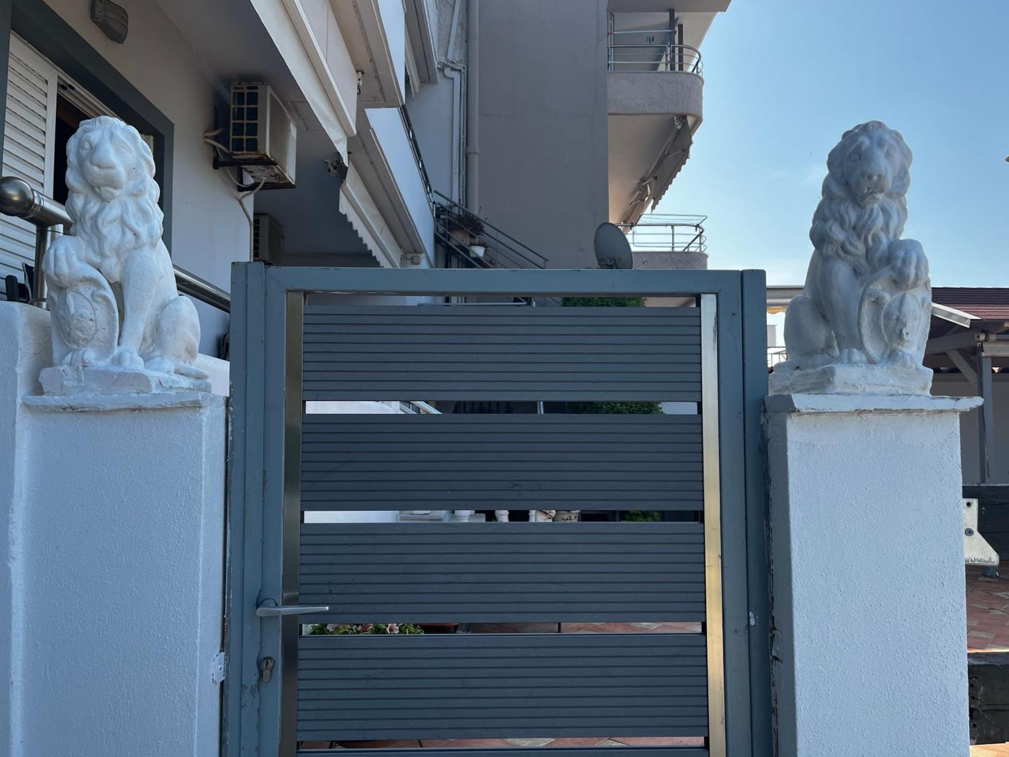 Family Sea & Garden View Apartment Preveza Eksteriør billede